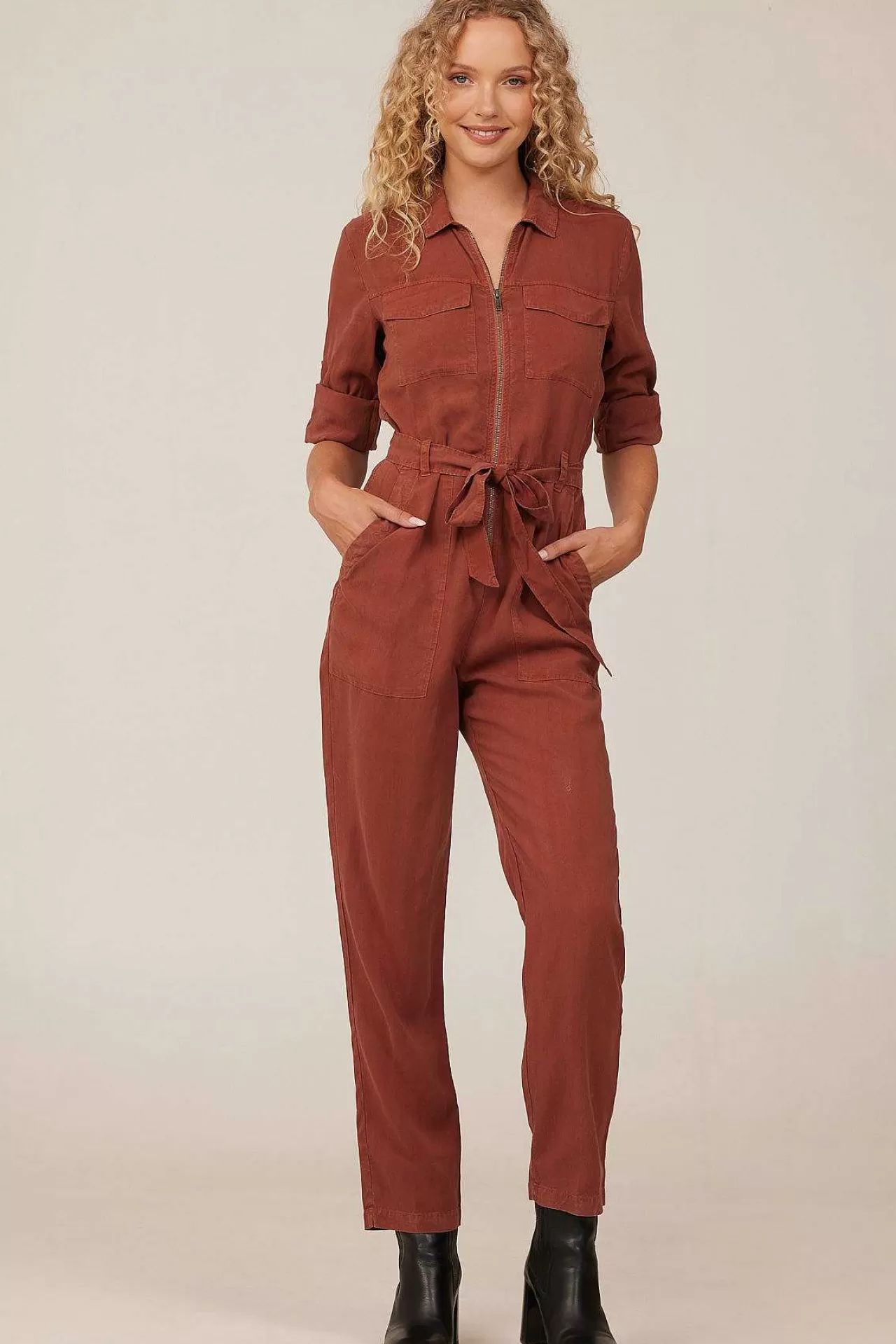 Jumpsuit Met Lange Mouwen En Ritssluiting Aan De Voorkant - Herfst Amber>Bella Dahl Best