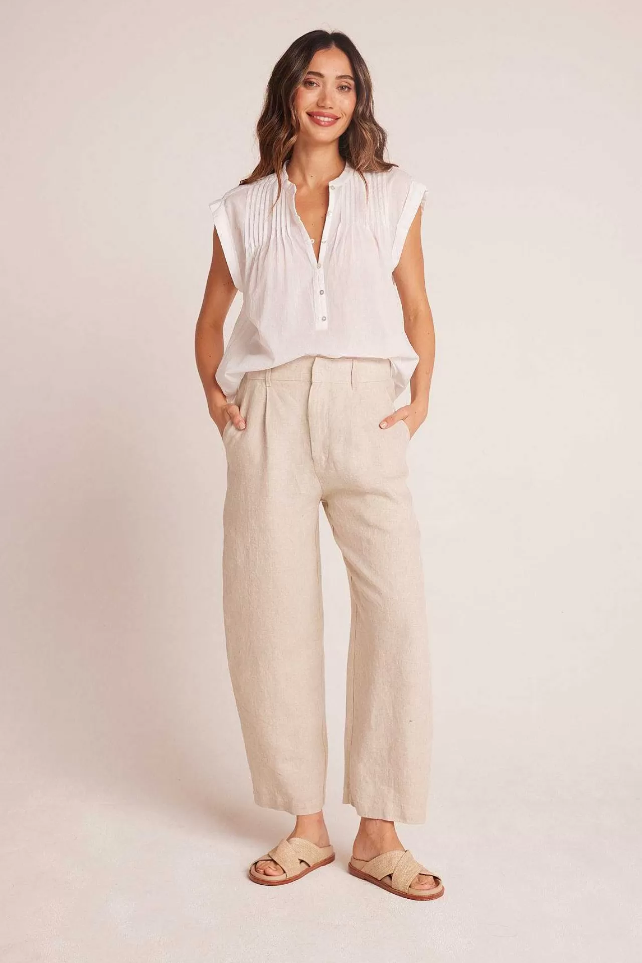 Relaxte Broek Met Plooien Aan De Voorkant - Linnen Zand>Bella Dahl New